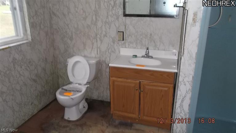 4558 State Road South Ashtabula, OH 44004 - Photo 5 of 8