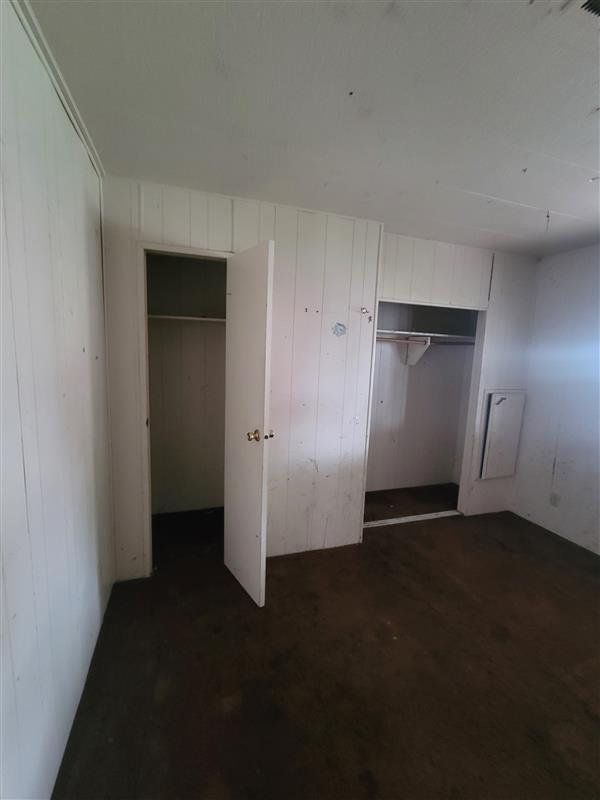 395 Brannan Island Road, Unit 1 Isleton, CA 95641 - Photo 7 of 8 an empty room with windows