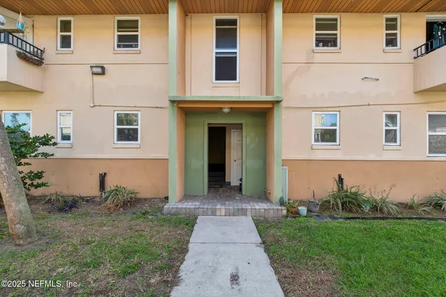 $1,151 | 226 16th Avenue North, Unit 138, Jacksonville Beach, FL 32250