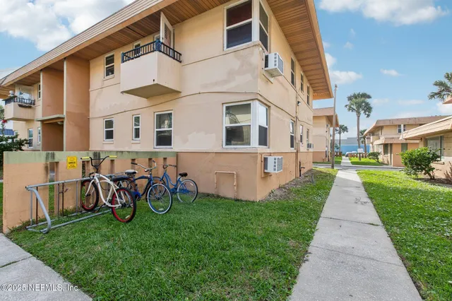 $1,151 | 226 16th Avenue North, Unit 138, Jacksonville Beach, FL 32250