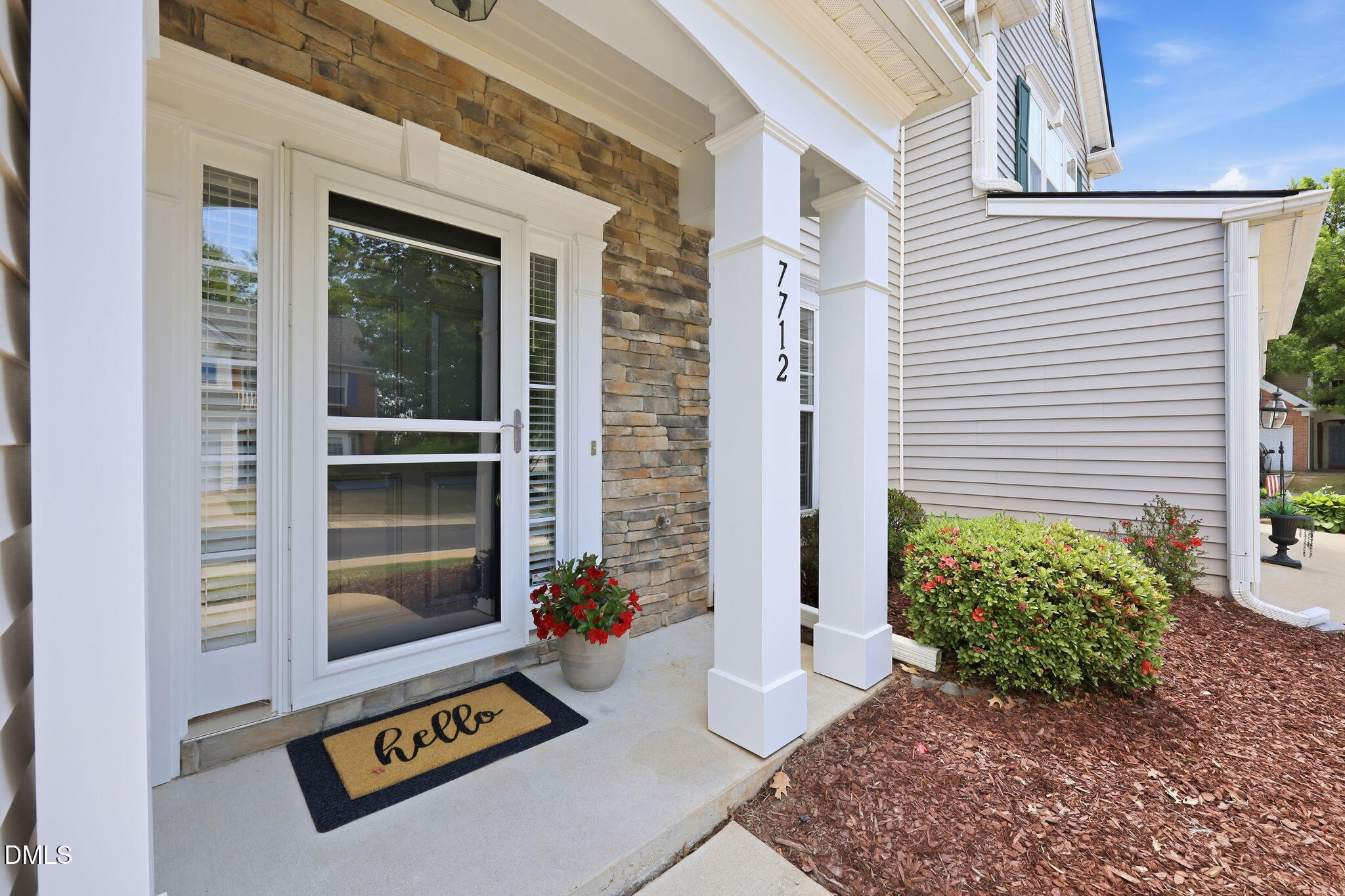 45-web-or-mls-IMG_4814-edit front door 1