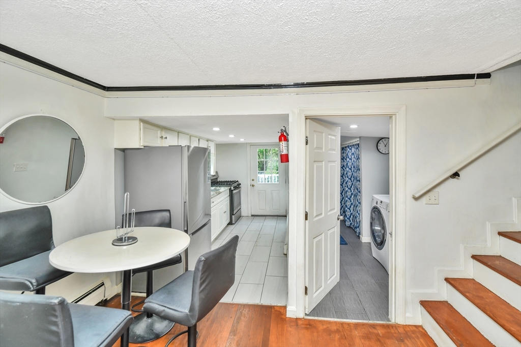 452 Tecumseh Street Fall River, MA 02721 - Photo 10 of 30