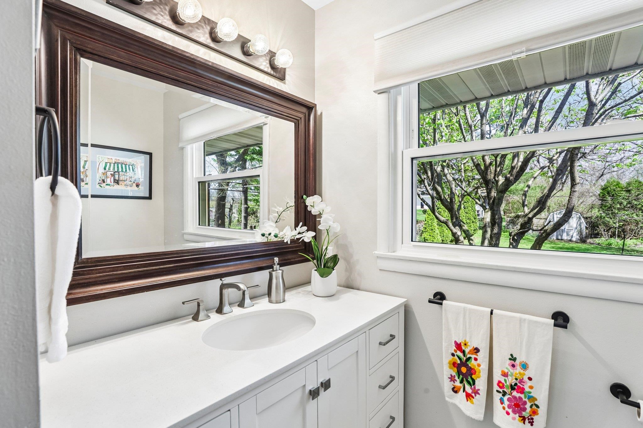 6410 Lakeview Boulevard Middleton, WI 53562 - Photo 19 of 44