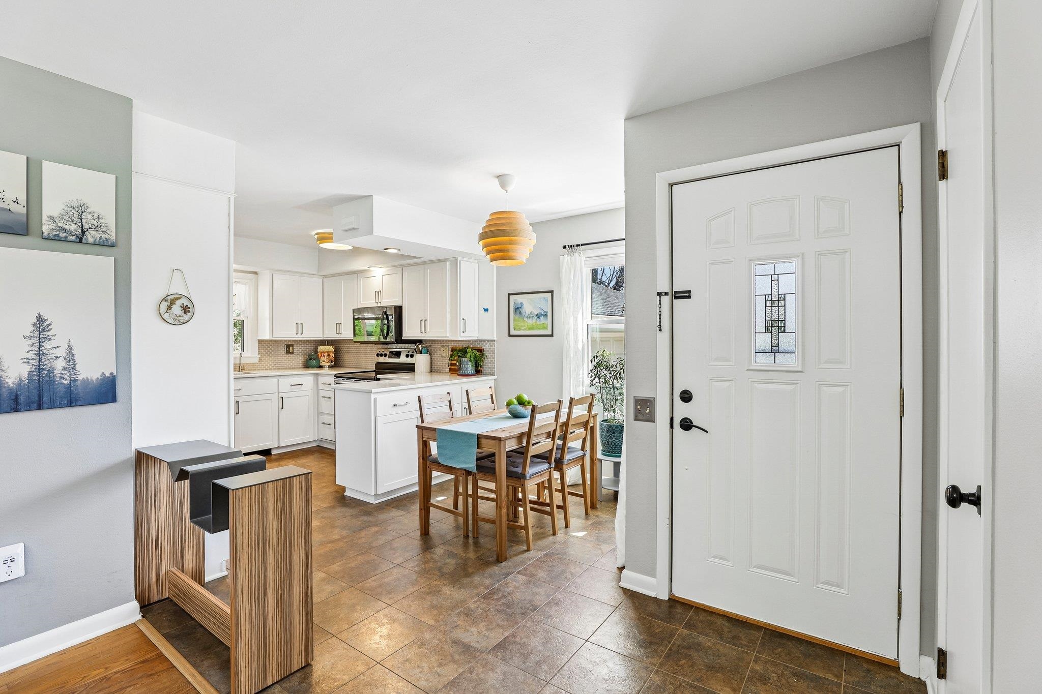 6410 Lakeview Boulevard Middleton, WI 53562 - Photo 2 of 44