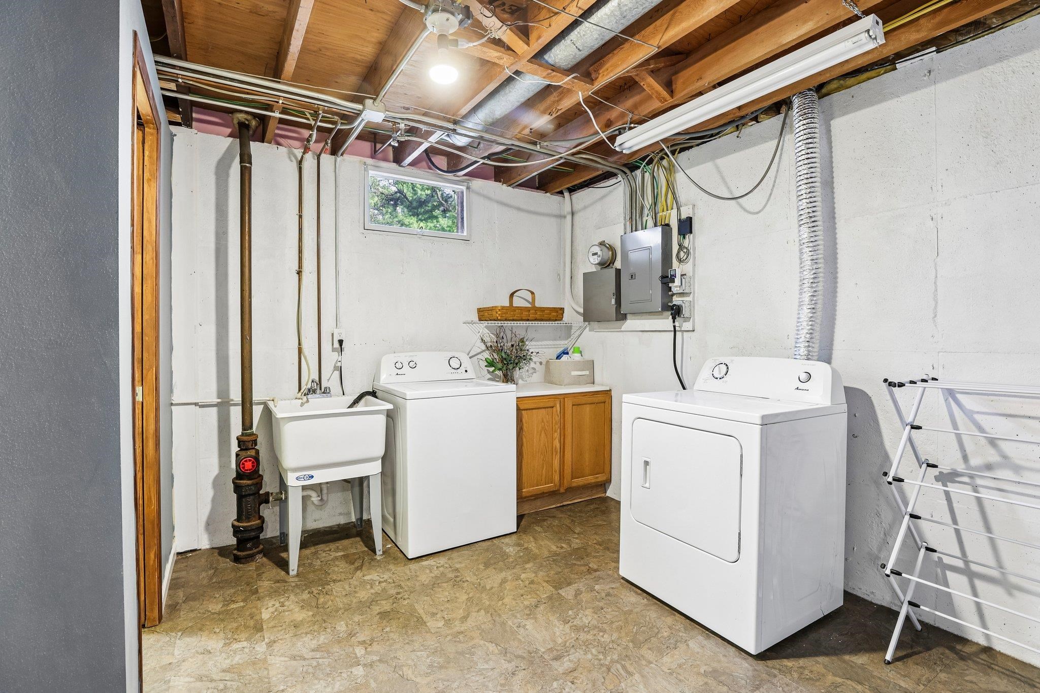 6410 Lakeview Boulevard Middleton, WI 53562 - Photo 25 of 44