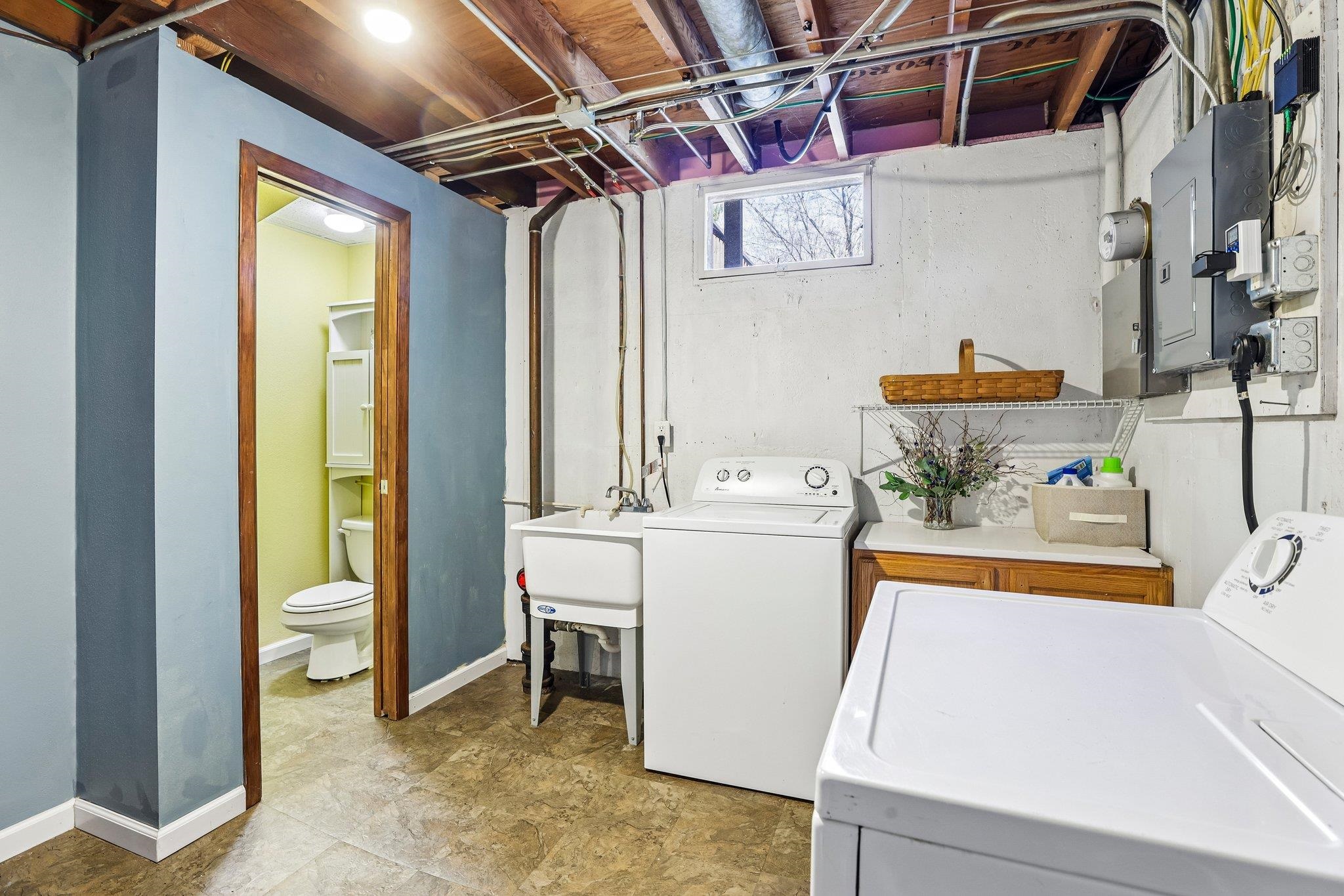 6410 Lakeview Boulevard Middleton, WI 53562 - Photo 26 of 44