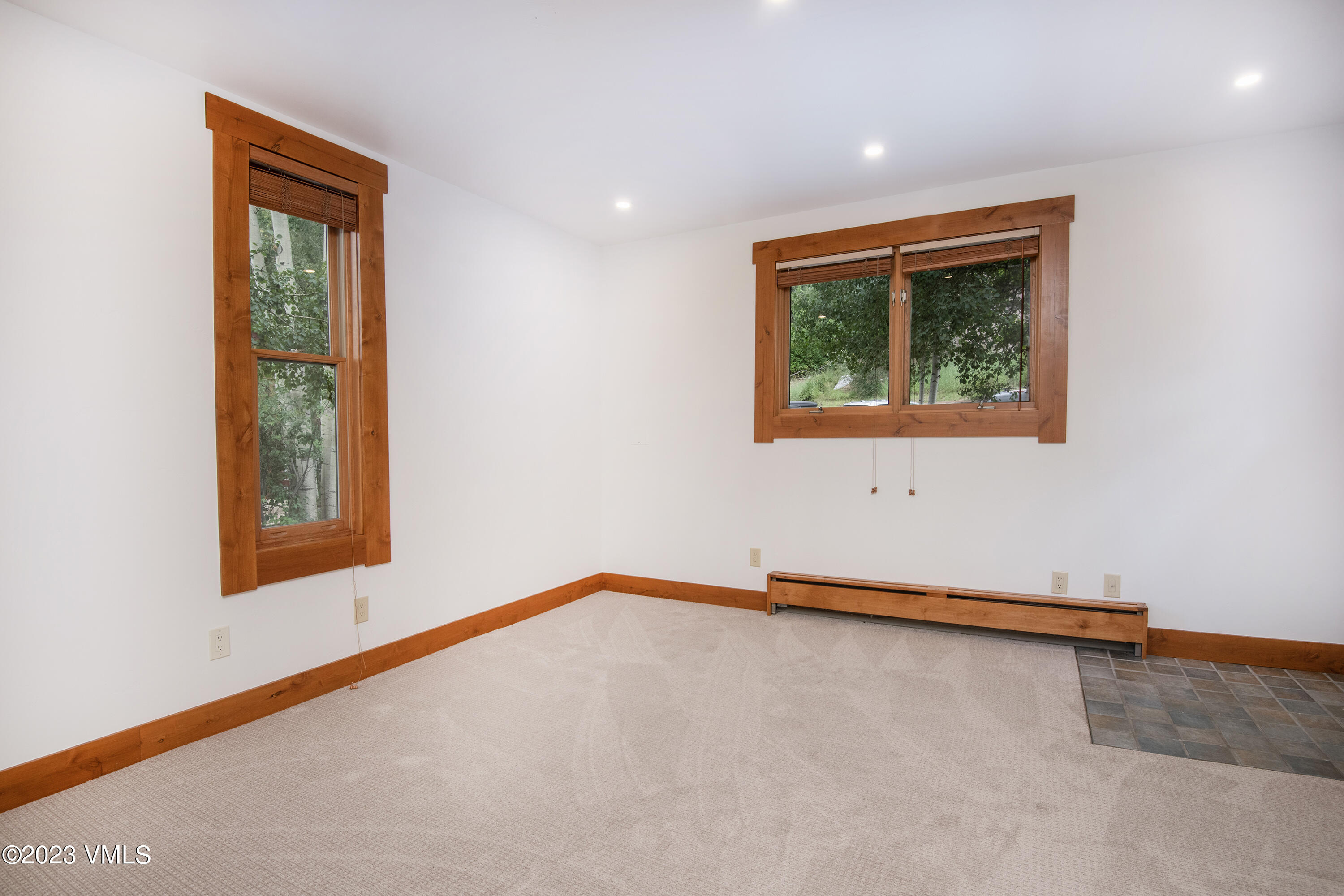 3094 Booth Falls Road, Unit 17 Vail, CO 81657 - Photo 20 of 27 an empty room with a window