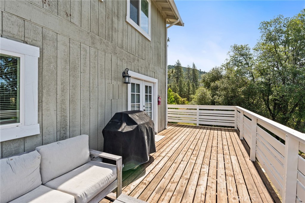 2811 East Westfall Road Mariposa, CA 95338 - Photo 32 of 43