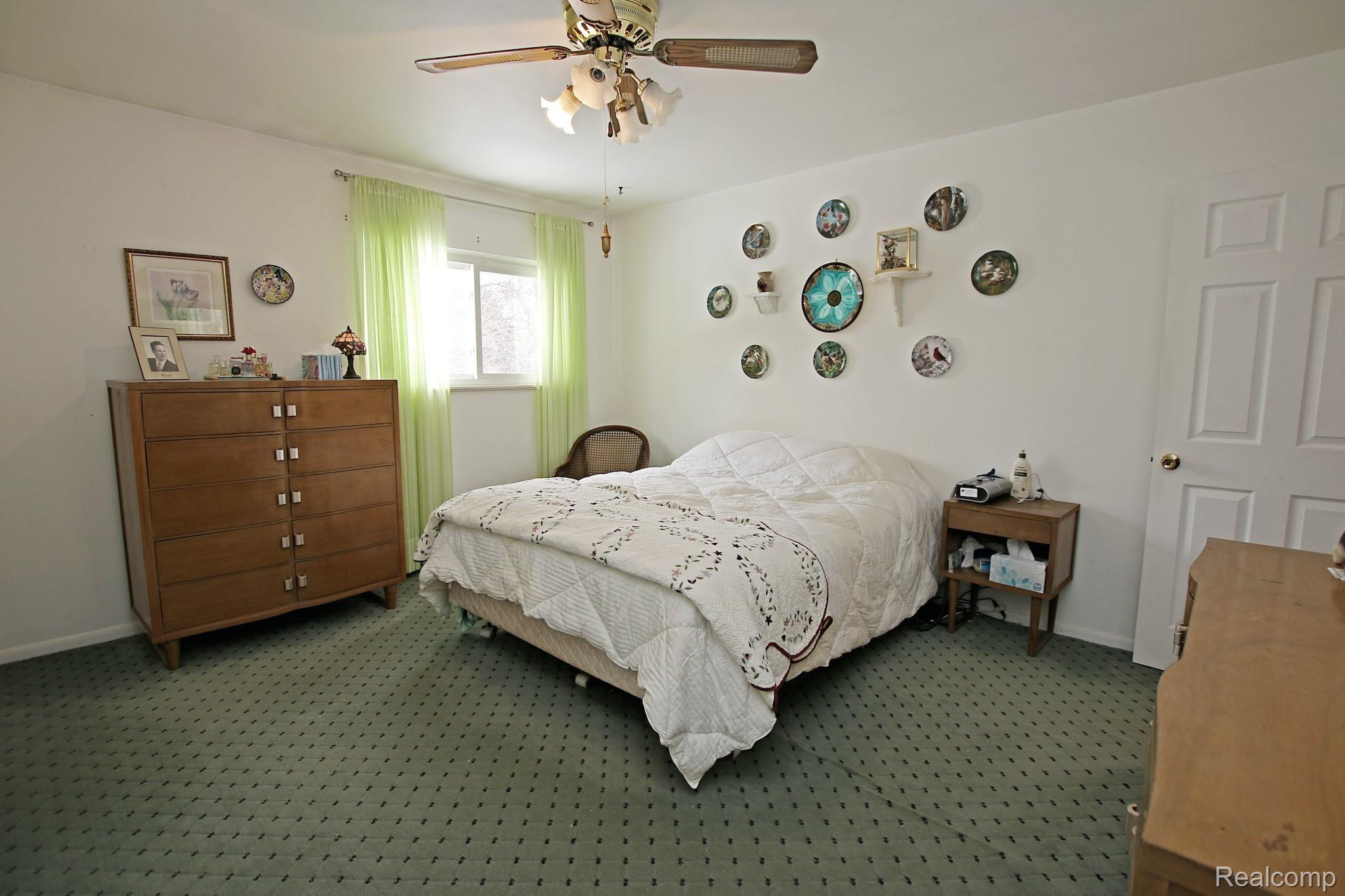 4725 Secord Lake Road Leonard, MI 48367 - Photo 18 of 53 20) Master Bedroom.jpg