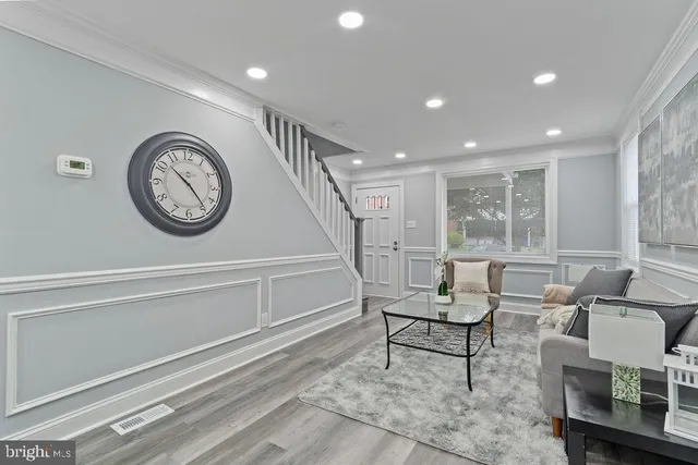 $2,100 | 300 Denison Street, Baltimore, MD 21229