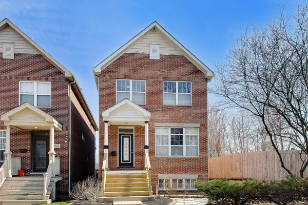 $700,000 | 2533 South Stark Street, Chicago, IL 60608