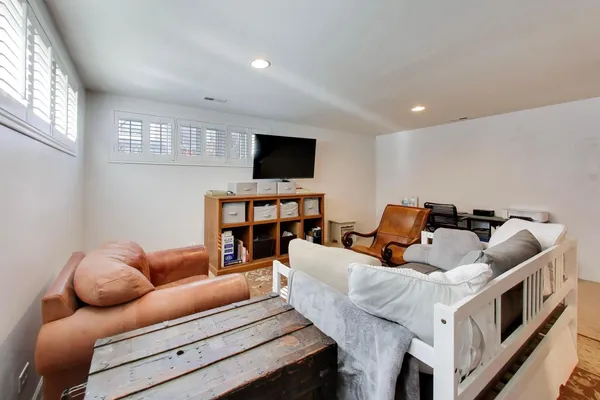 $700,000 | 2533 South Stark Street, Chicago, IL 60608