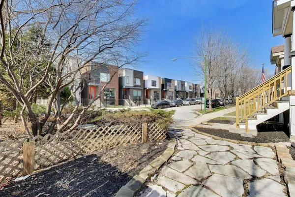 $700,000 | 2533 South Stark Street, Chicago, IL 60608