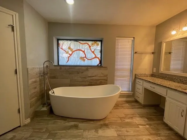 $2,750 | 3208 Flintridge Drive, Arlington, TX 76017