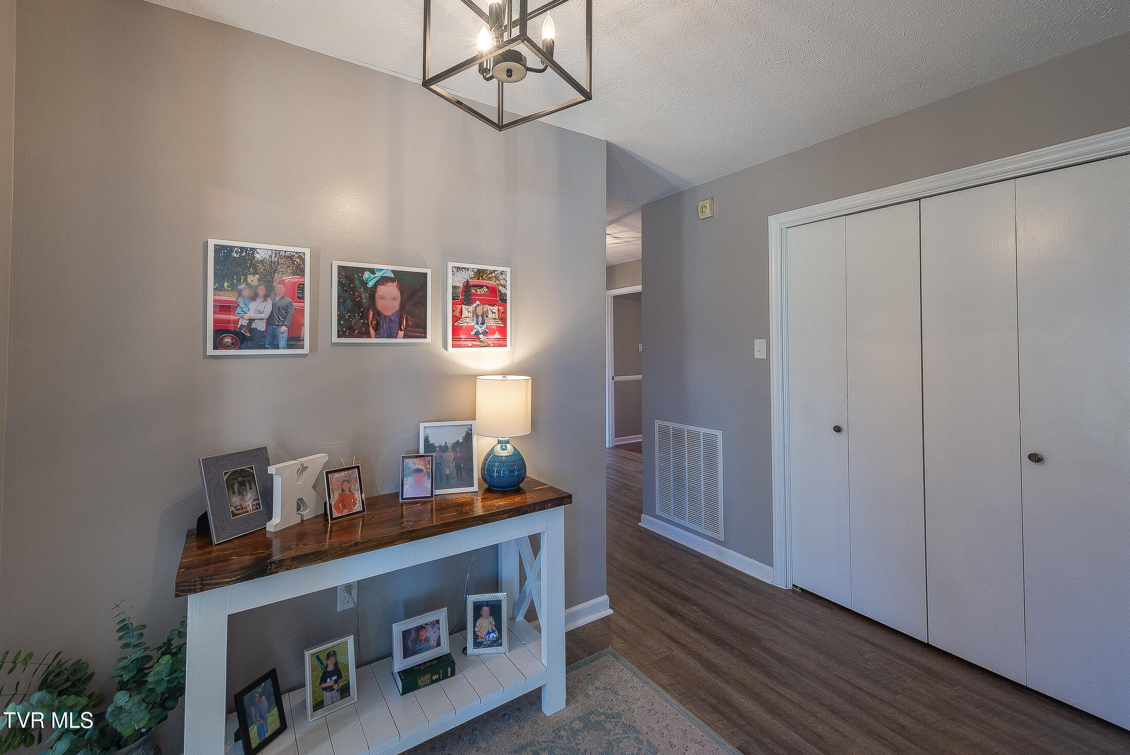2232 Charsley Road Kingsport, TN 37660 - Photo 8 of 68 DSC_4354