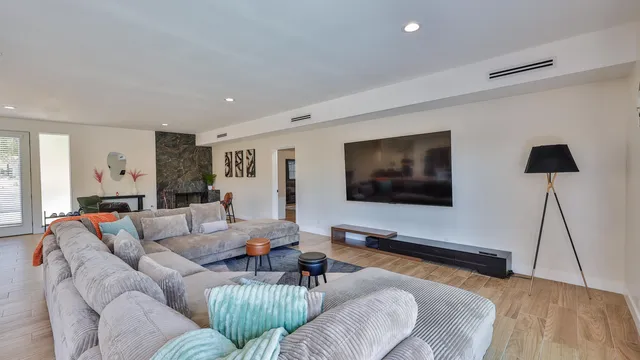 $10,000 | 73042 Willow Street, Palm Desert, CA 92260