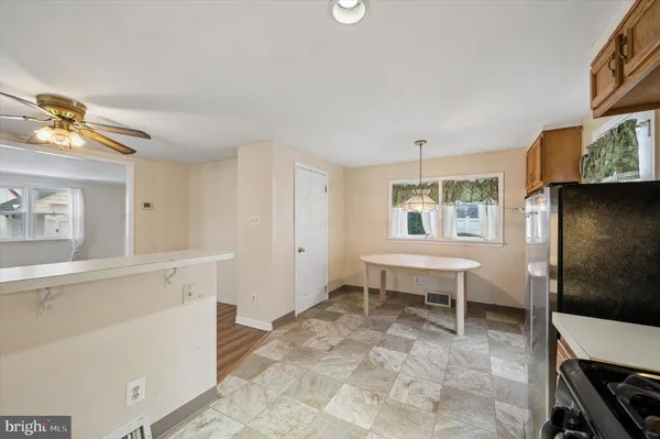 $289,999 | 806 West Penn Pines Boulevard, Aldan, PA 19018