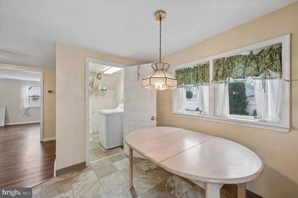 $289,999 | 806 West Penn Pines Boulevard, Aldan, PA 19018