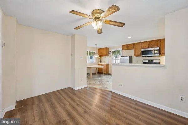 $289,999 | 806 West Penn Pines Boulevard, Aldan, PA 19018