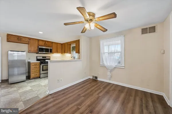 $289,999 | 806 West Penn Pines Boulevard, Aldan, PA 19018