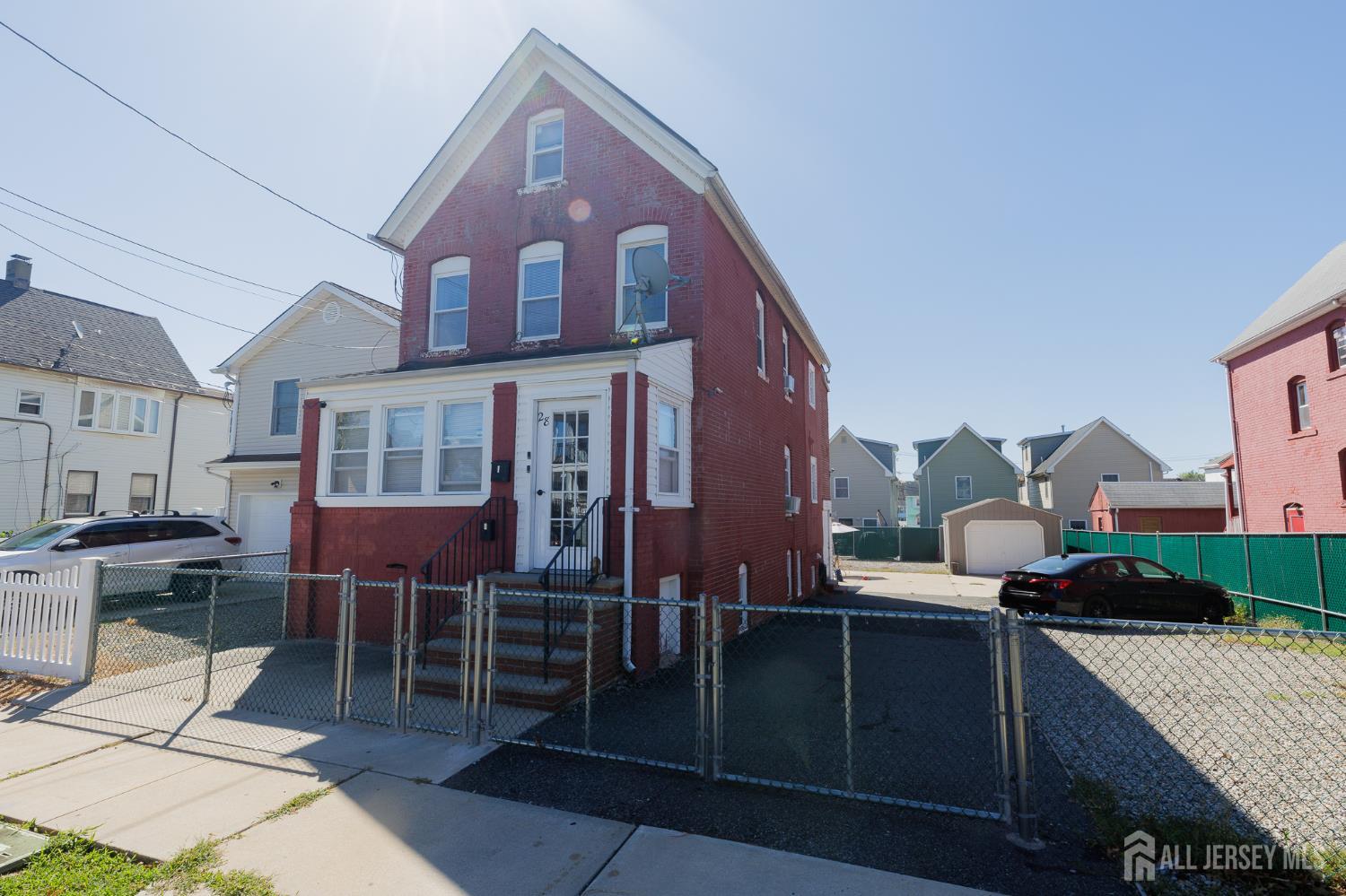 28 Union Street, Unit 2 Carteret, NJ 07008 - Photo 3 of 14