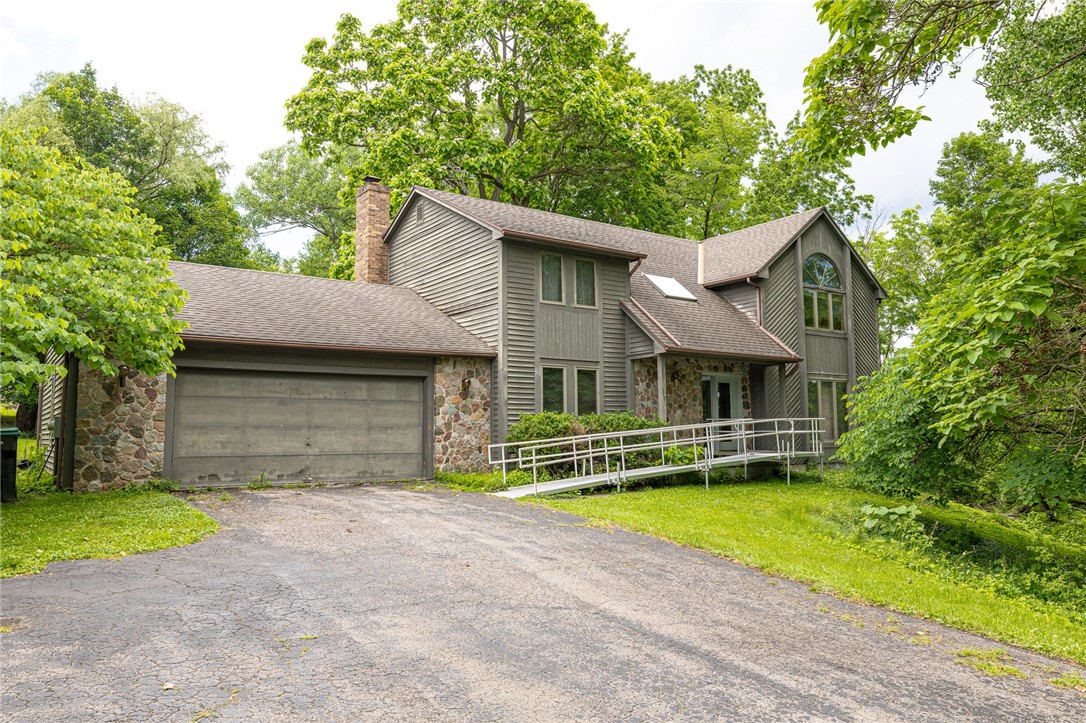 37 Freshfield Rise Perinton, NY 14450 - Photo 1 of 42