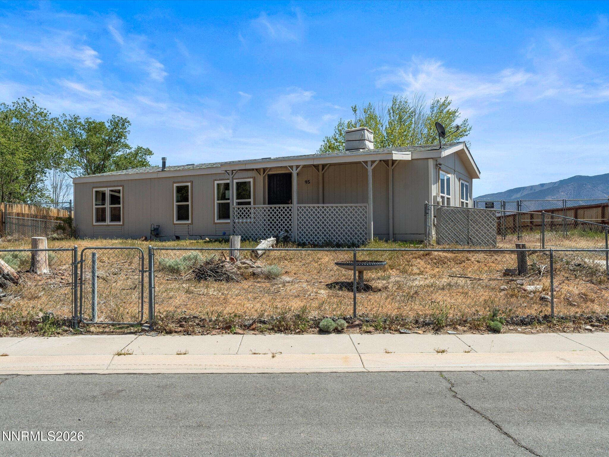 02-95 Rose Peak Rd-101