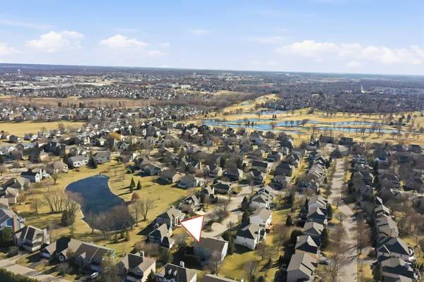 $668,900 | 9 Laurel Valley Court, Lake In The Hills, IL 60156