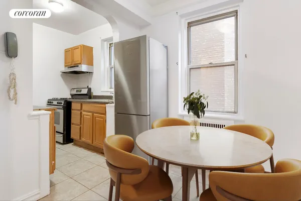 $825,000 | 414 Albemarle Road, Unit 2E | Kensington