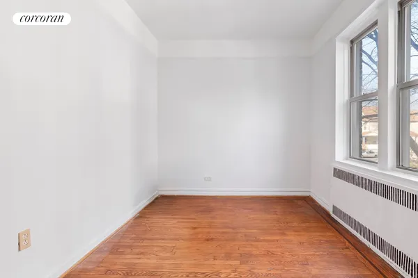 $825,000 | 414 Albemarle Road, Unit 2E | Kensington