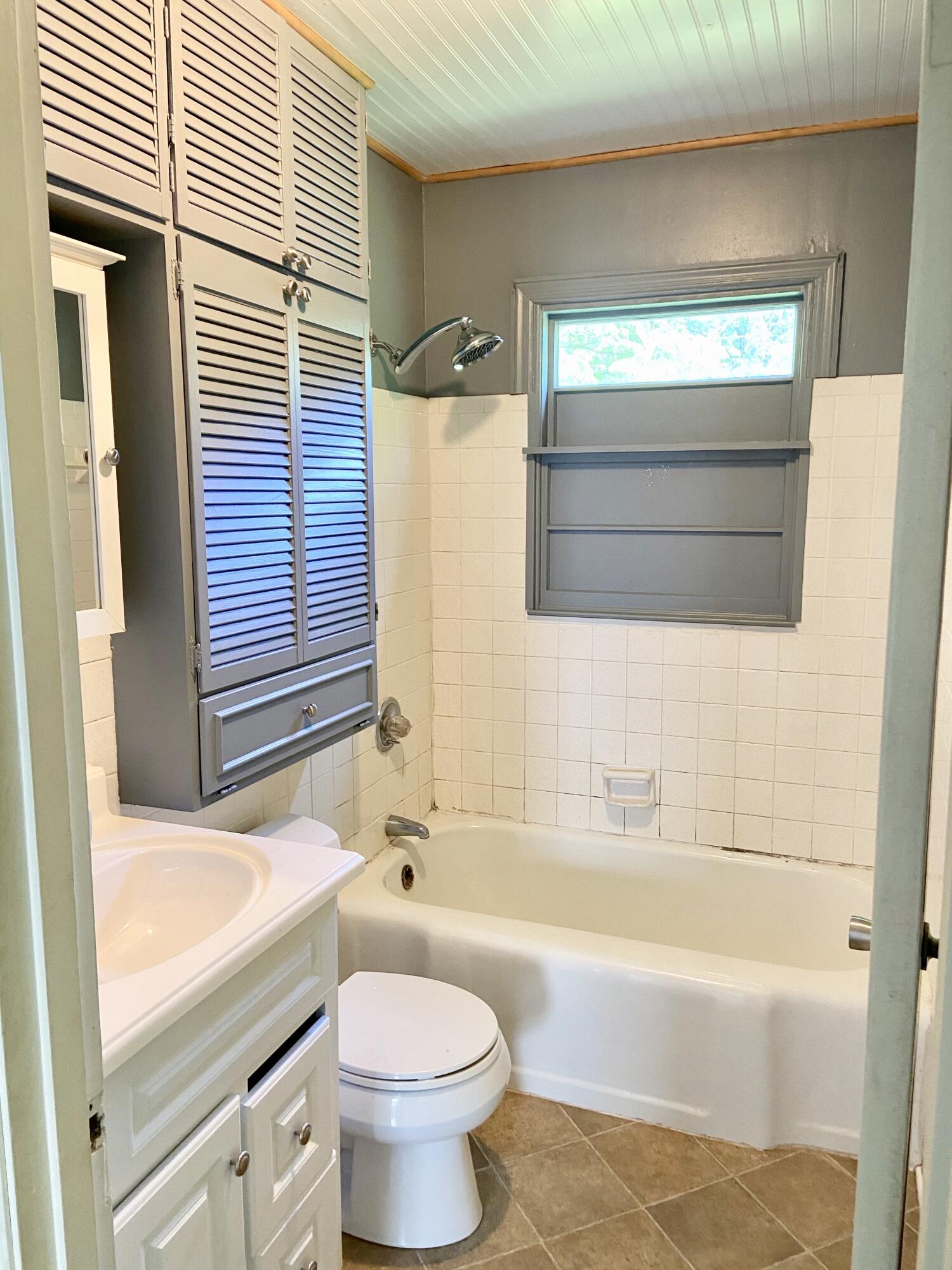406 Martin Road Chattanooga, TN 37415 - Photo 18 of 36 7D34B741-9FA4-4771-8120-C95B847118BF