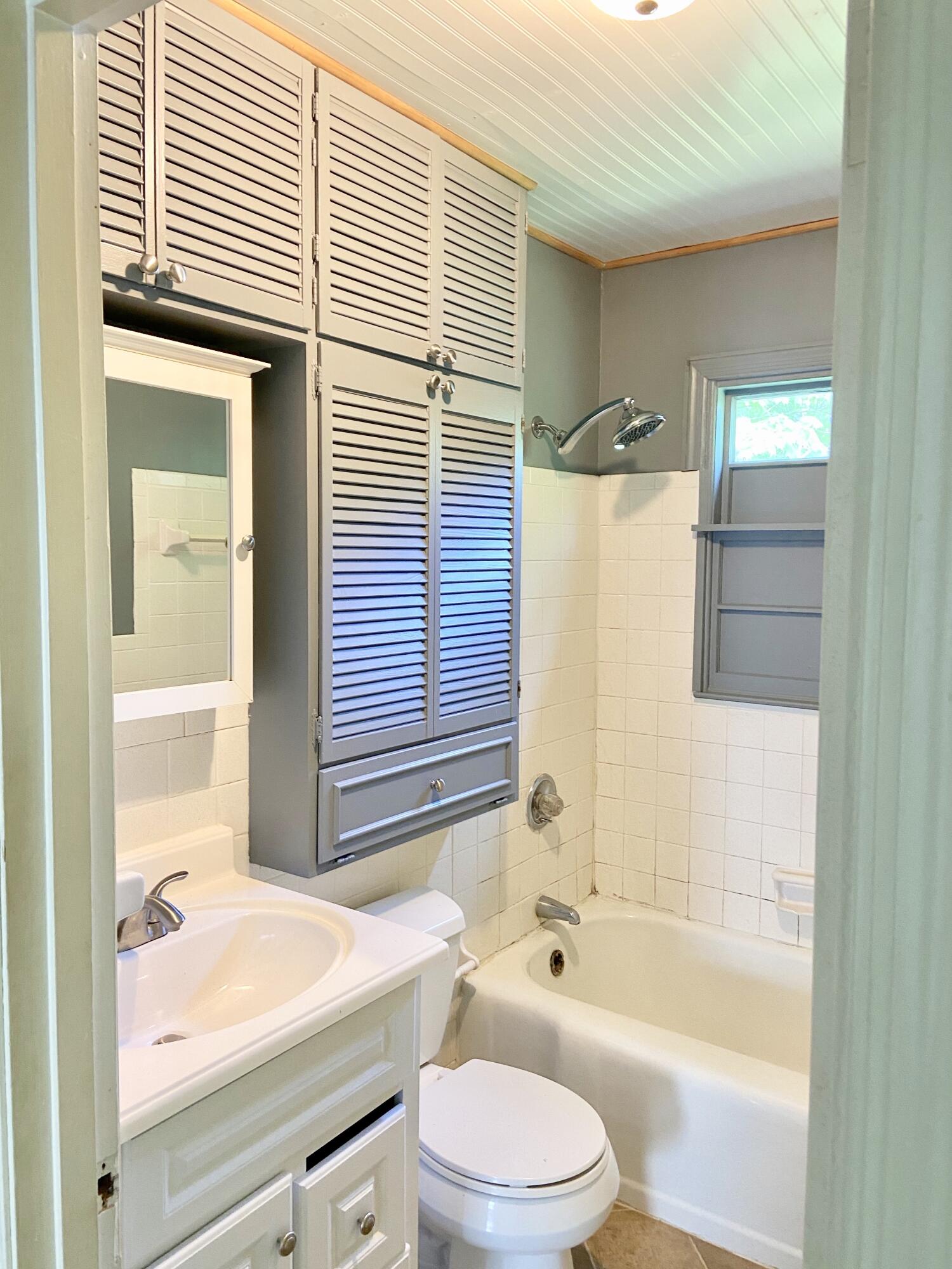 406 Martin Road Chattanooga, TN 37415 - Photo 19 of 36 10F08E12-FACD-4FBF-B977-C73510C3A851
