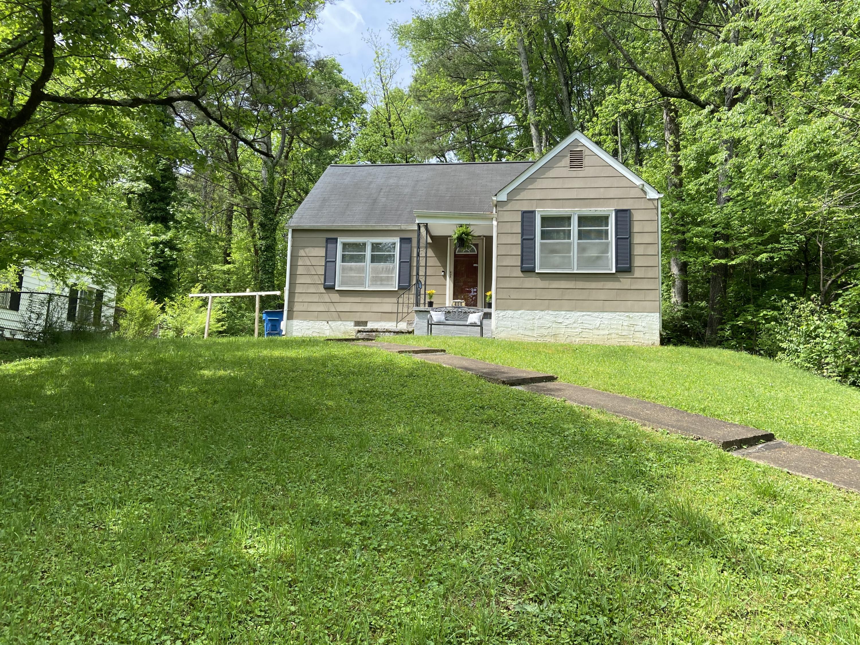 406 Martin Road Chattanooga, TN 37415 - Photo 2 of 36 62B9B9CE-0205-4C46-940D-49CBEF92CE28