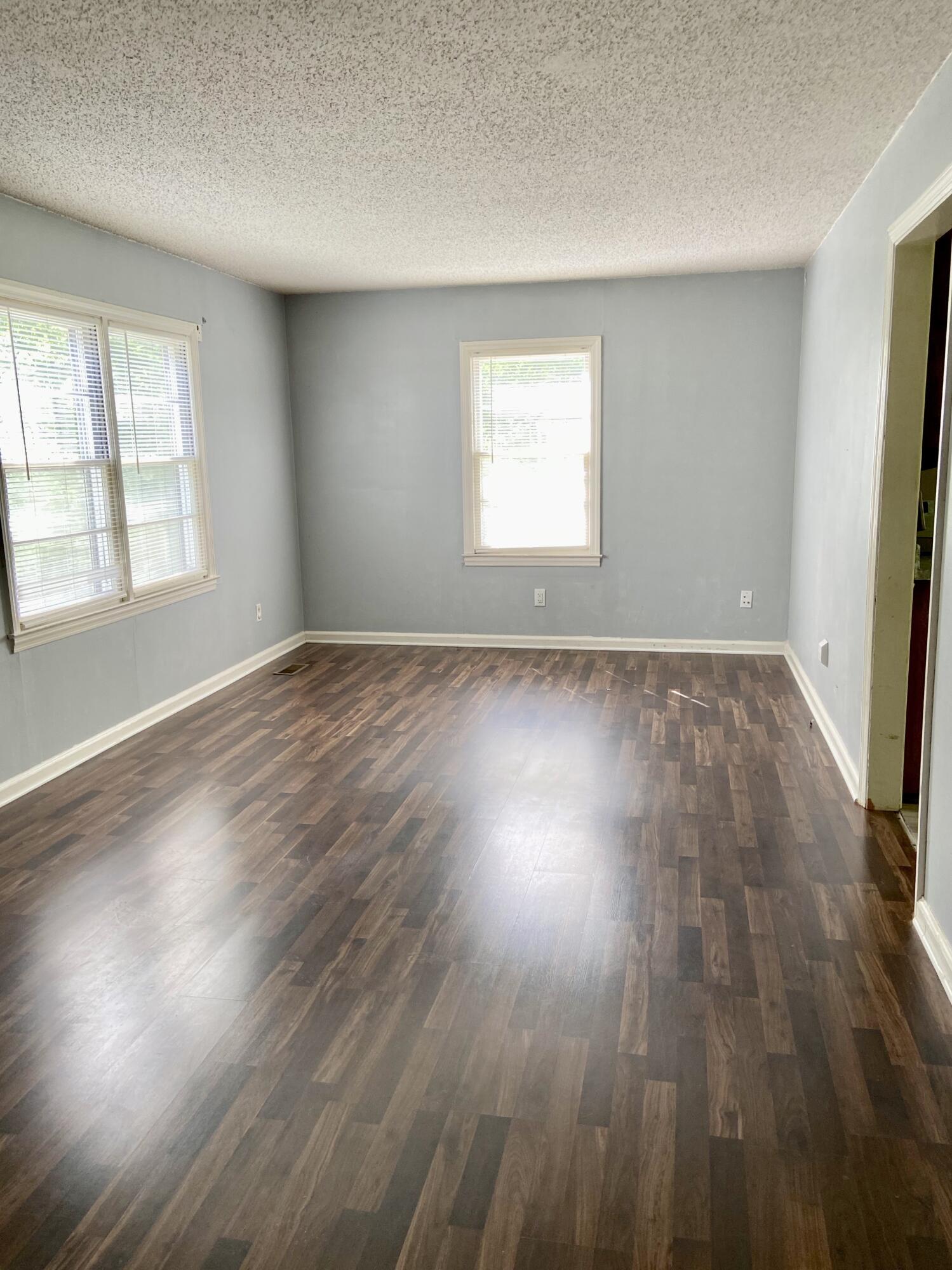 406 Martin Road Chattanooga, TN 37415 - Photo 5 of 36 F289E4AF-39BB-41E2-A242-B18514074FB1
