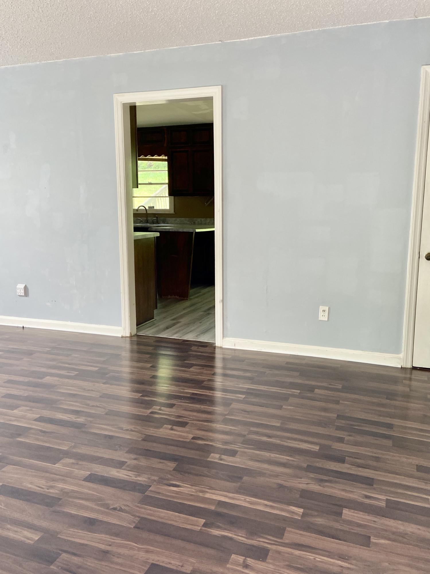 406 Martin Road Chattanooga, TN 37415 - Photo 6 of 36 BED06468-88F3-4AF4-985A-284F03A5A4CF