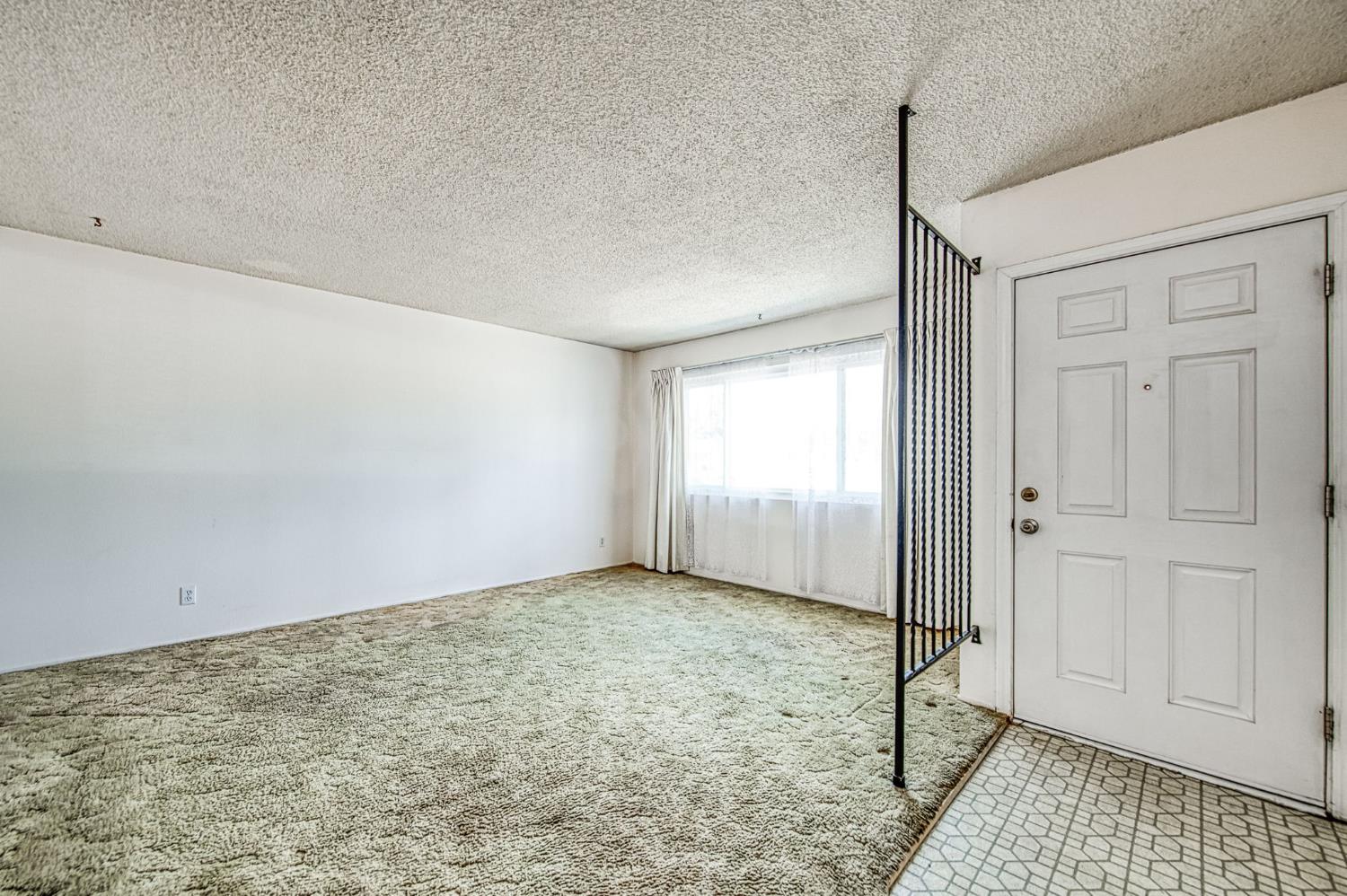 148 Russell Avenue Clovis, CA 93612 - Photo 5 of 33 a view of an empty room