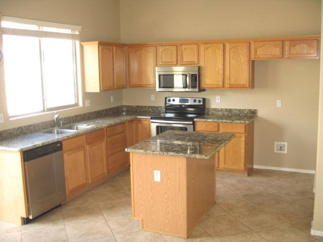 1700 South Heritage Drive Gilbert, AZ 85295 - Photo 3 of 10 Kitchen