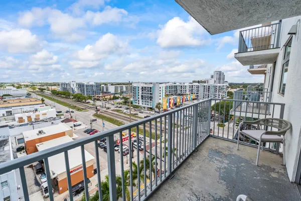 $252,900 | 140 South Dixie Highway, Unit 905, Hollywood, FL 33020