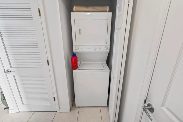 $252,900 | 140 South Dixie Highway, Unit 905, Hollywood, FL 33020