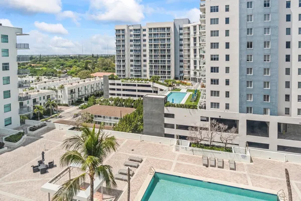 $252,900 | 140 South Dixie Highway, Unit 905, Hollywood, FL 33020