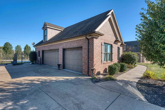 $475,000 | 2444 Windemere Drive, Evansville, IN 47725