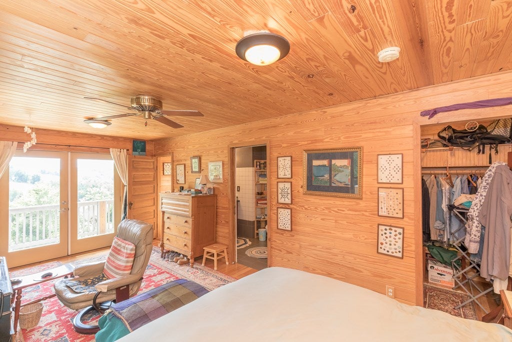 3632 Cedar Springs Road Rural Retreat, VA 24368 - Photo 20 of 68 Gallery Image 20