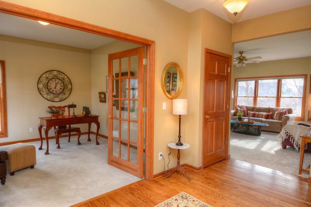 39W117 Bartelt Road Geneva, IL 60134 - Photo 2 of 21 Gallery Image 2