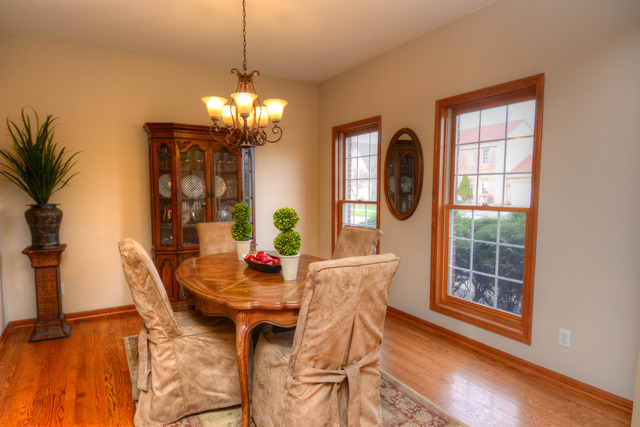 39W117 Bartelt Road Geneva, IL 60134 - Photo 4 of 21 Gallery Image 4