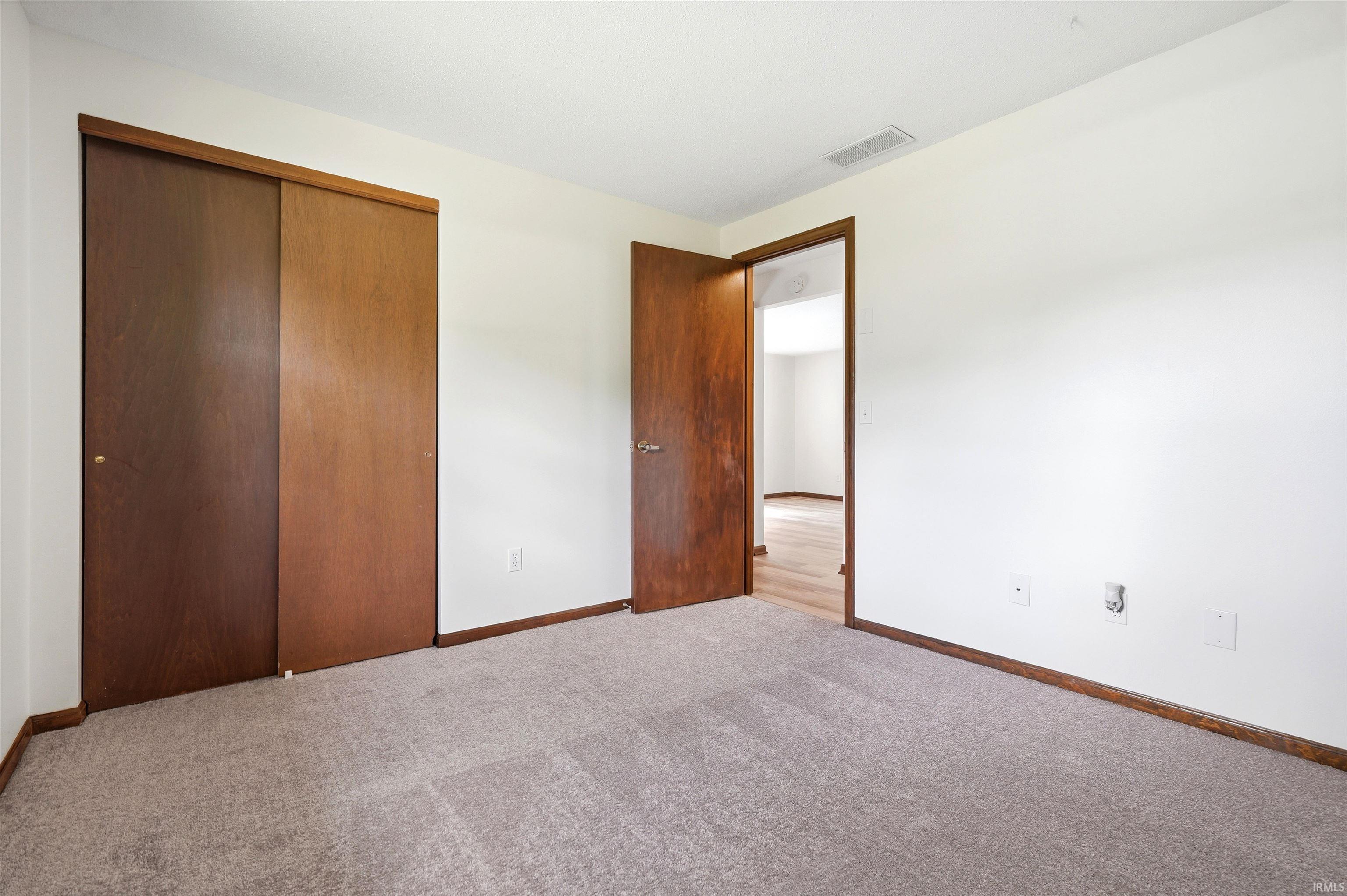 7019 Hazelett Road Fort Wayne, IN 46835 - Photo 26 of 36
