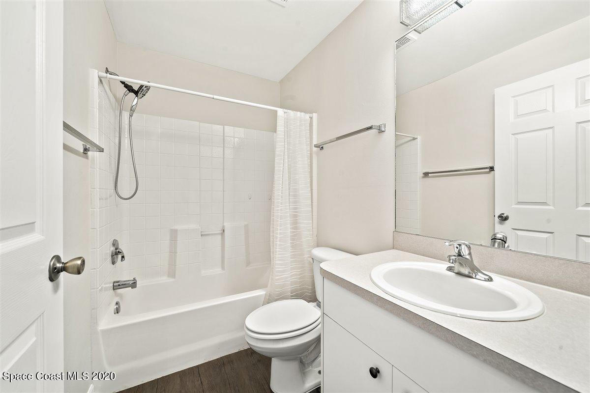 1002 Brumpton Place Rockledge, FL 32955 - Photo 16 of 26 Secondary Full Bath