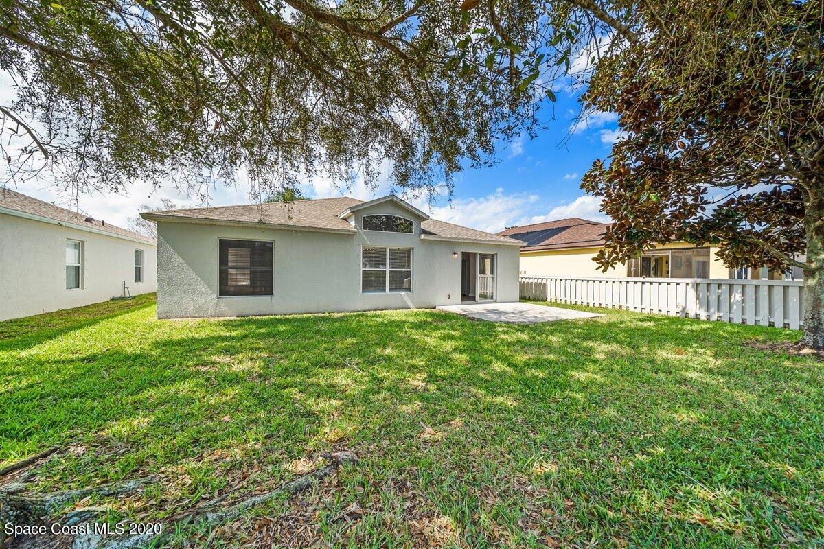 1002 Brumpton Place Rockledge, FL 32955 - Photo 21 of 26 Back yard