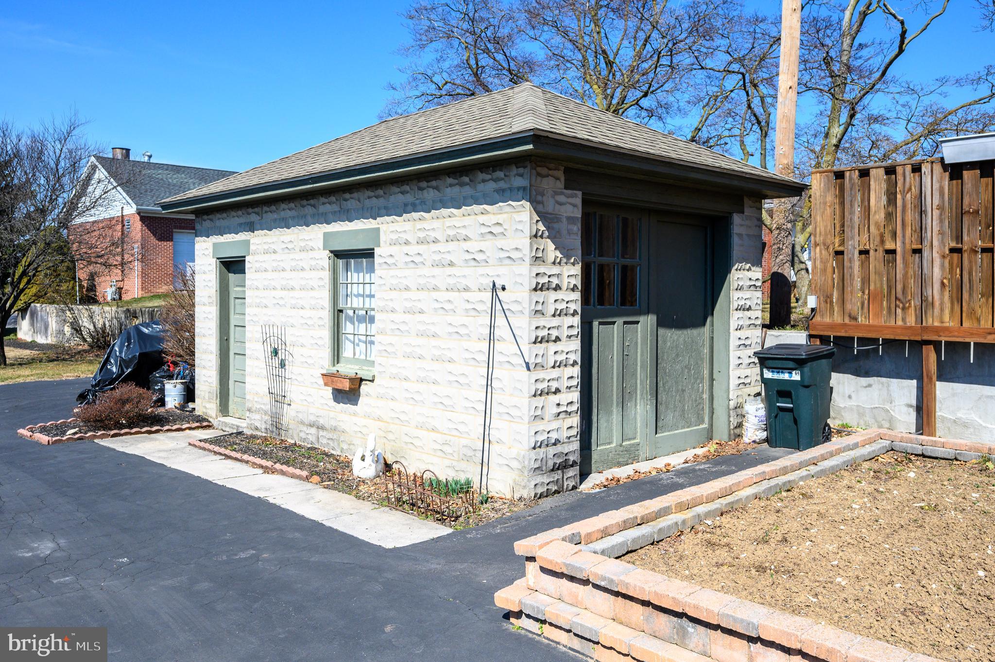 273 Frederick Street Hanover, PA 17331 - Photo 23 of 30 Large Storage Shed