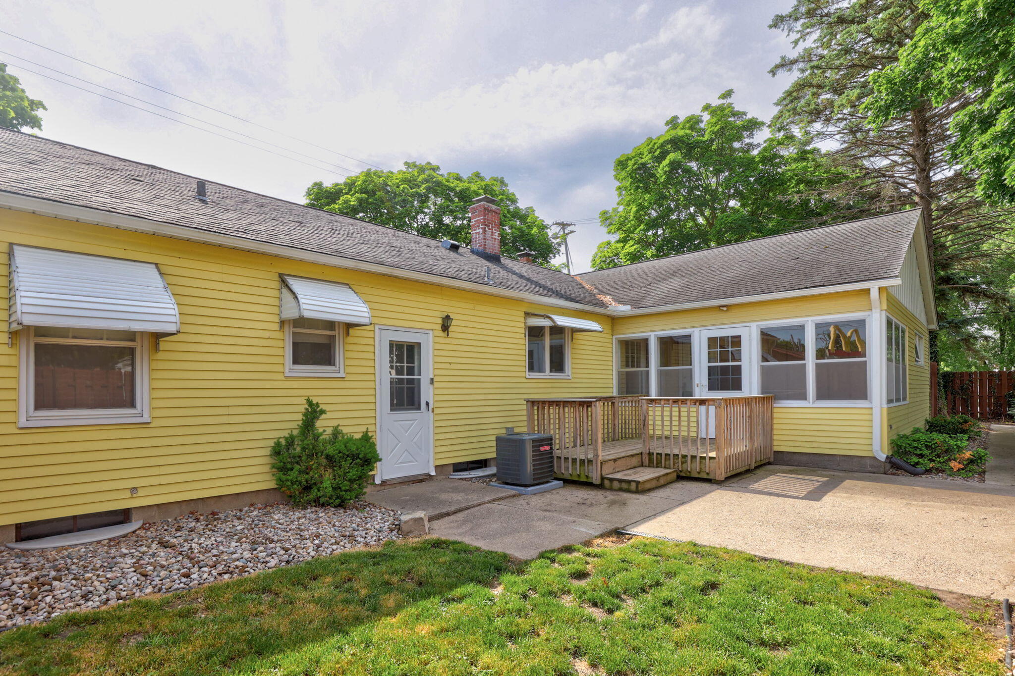 150 South Hemlock Road Hemlock, MI 48626 - Photo 38 of 43 .