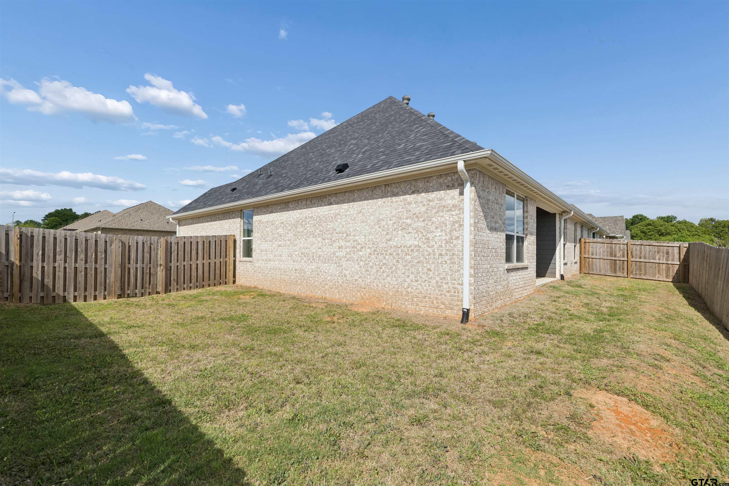 629 Third Street Bullard, TX 75757 - Photo 18 of 18 a backyard of a house